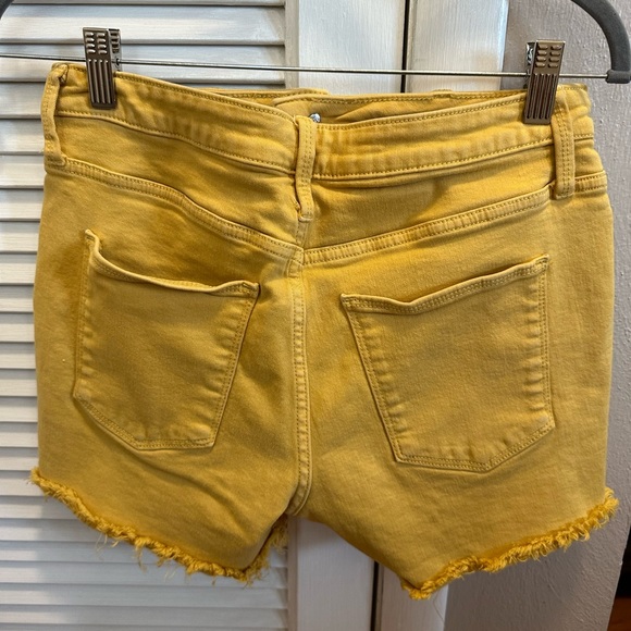High Rise Midi Shorts - Picture 2 of 5